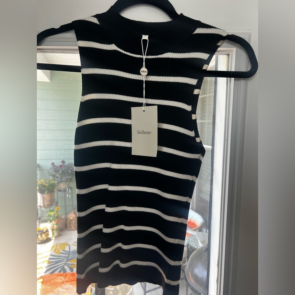 Bohme Black and White Sleeveless Crew Neck Sheath Tank Top